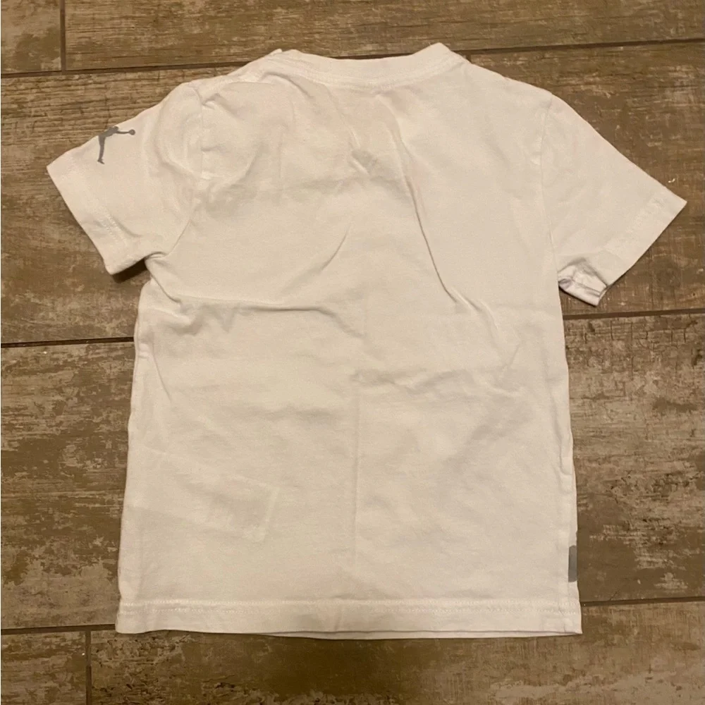 Air Jordan graphic t-shirt